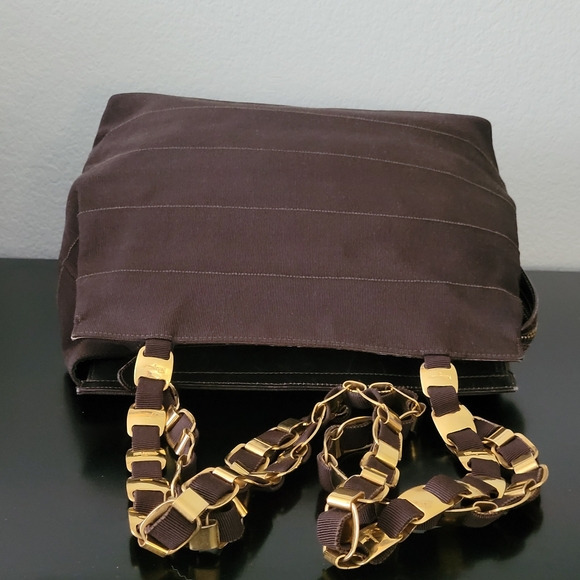 Salvatore Ferragamo Vintage Gancini Vara Chain Shoulder Bag - Picture 9 of 14